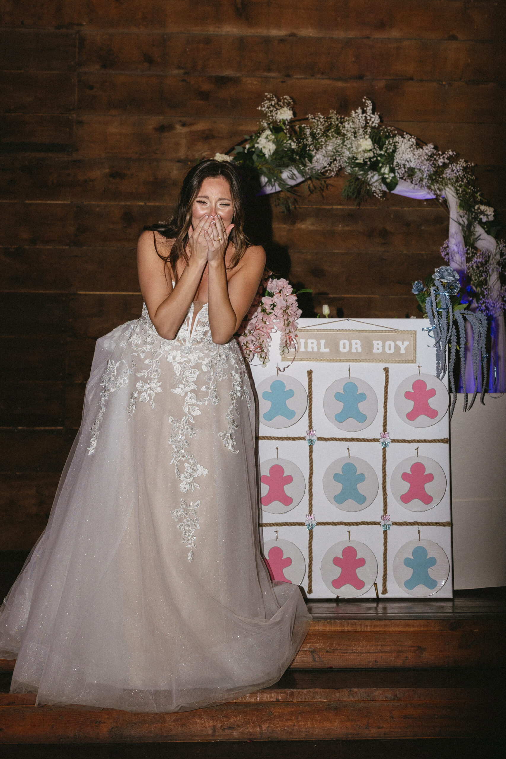 The sweetest baby gender reveal at a Wedding